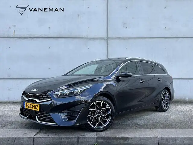 Photo 1 : Kia Ceed 2023 Petrol