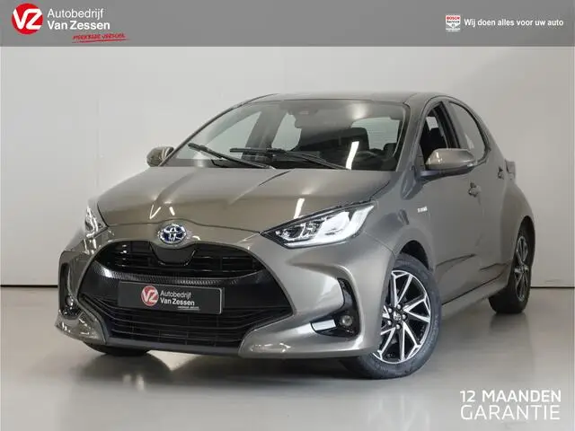 Photo 1 : Toyota Yaris 2021 Hybride