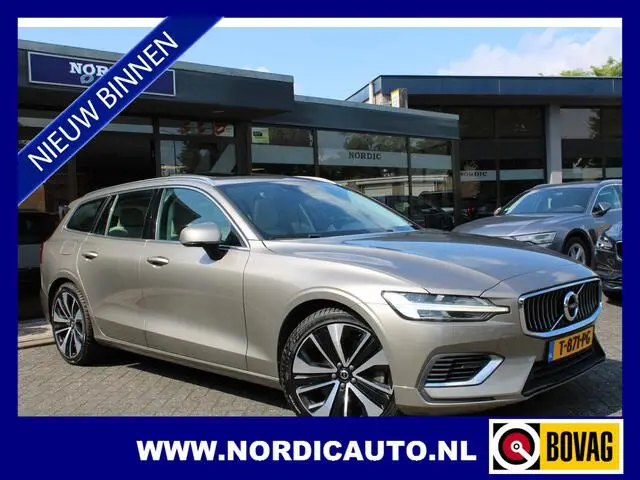 Photo 1 : Volvo V60 2019 Hybride