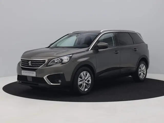 Photo 1 : Peugeot 5008 2019 Petrol