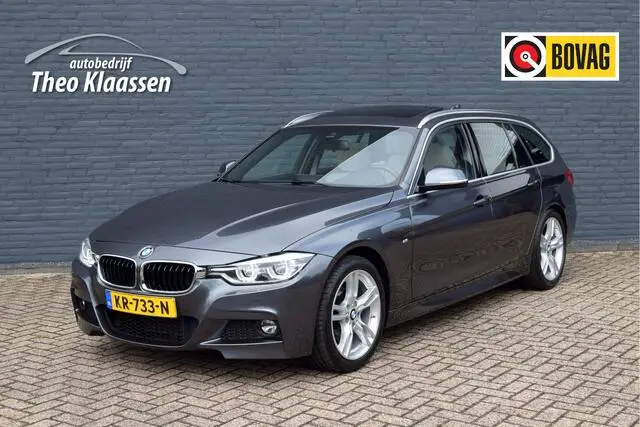 Photo 1 : Bmw Serie 3 2016 Petrol