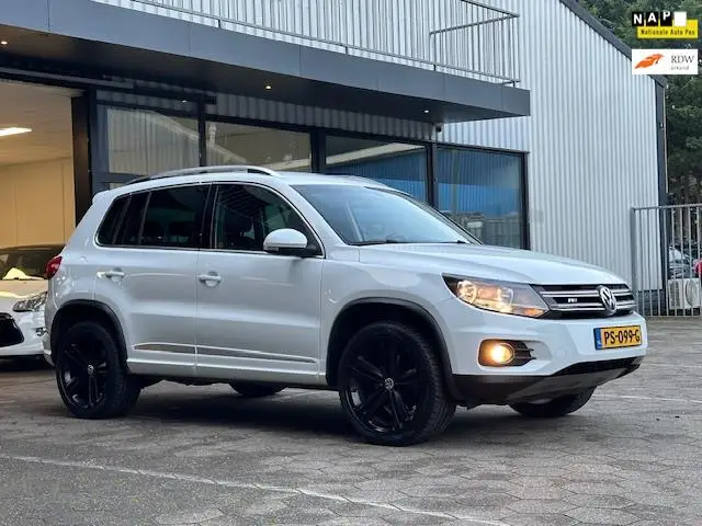 Photo 1 : Volkswagen Tiguan 2016 Essence