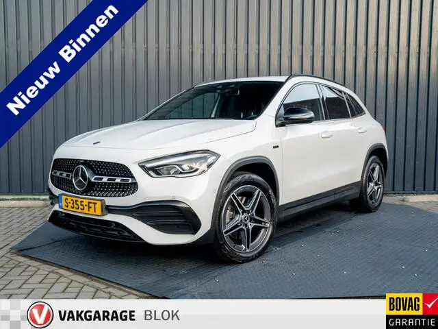 Photo 1 : Mercedes-benz Classe Gla 2020 Hybrid