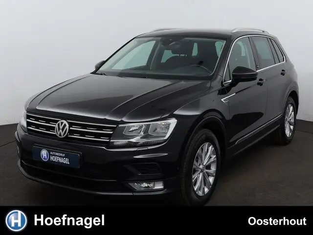 Photo 1 : Volkswagen Tiguan 2017 Essence