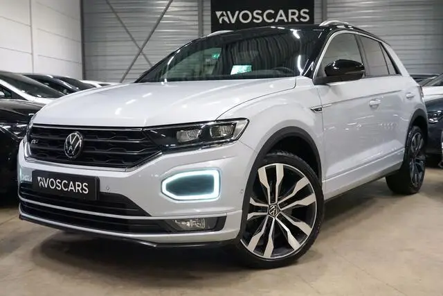 Photo 1 : Volkswagen T-roc 2021 Essence