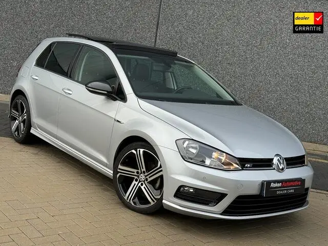 Photo 1 : Volkswagen Golf 2016 Petrol