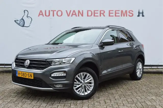 Photo 1 : Volkswagen T-roc 2020 Petrol