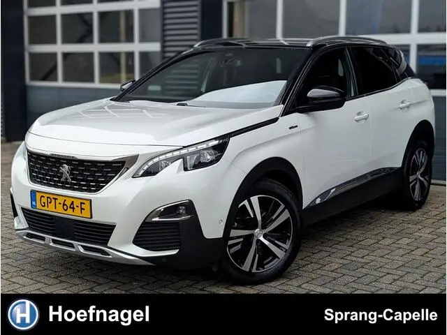 Photo 1 : Peugeot 3008 2020 Petrol