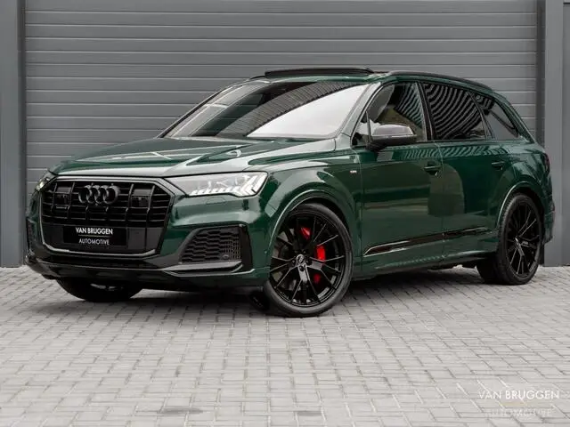 Photo 1 : Audi Q7 2021 Hybride