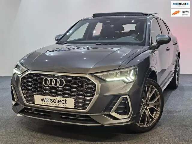 Photo 1 : Audi Q3 2021 Hybride