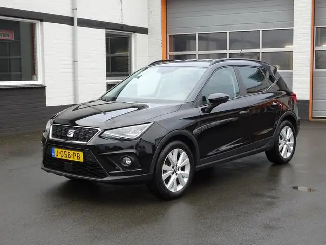 Photo 1 : Seat Arona 2020 Petrol