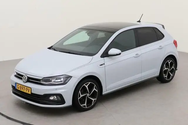 Photo 1 : Volkswagen Polo 2019 Petrol