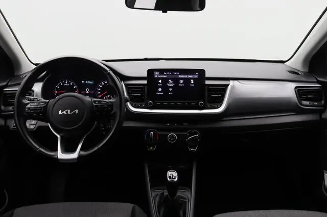 Photo 1 : Kia Stonic 2022 Essence