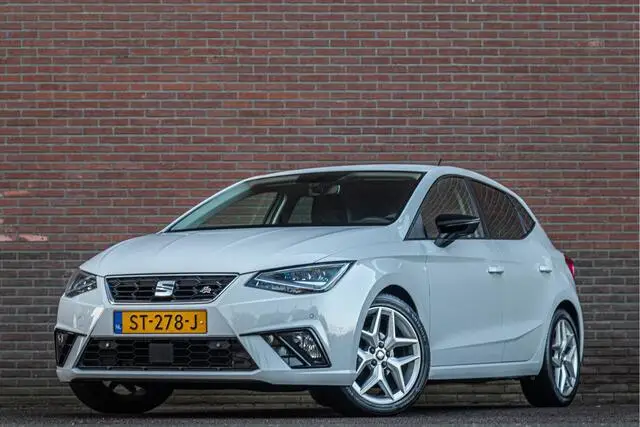 Photo 1 : Seat Ibiza 2018 Essence