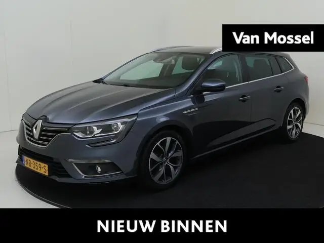 Photo 1 : Renault Megane 2017 Essence