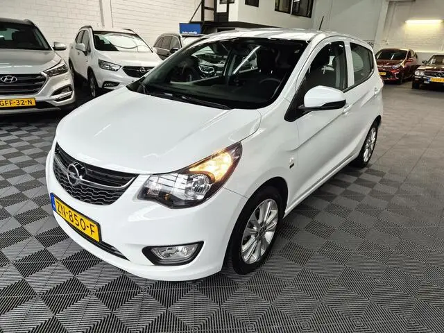 Photo 1 : Opel Karl 2019 Petrol