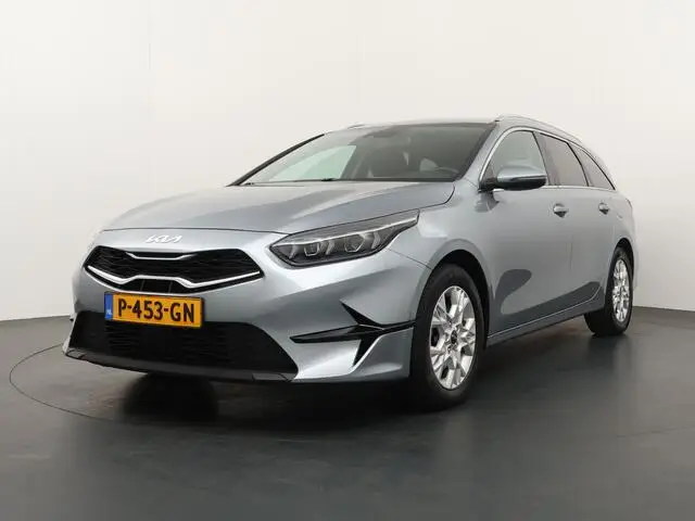 Photo 1 : Kia Ceed 2022 Petrol