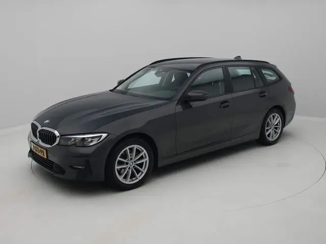 Photo 1 : Bmw Serie 3 2020 Hybrid