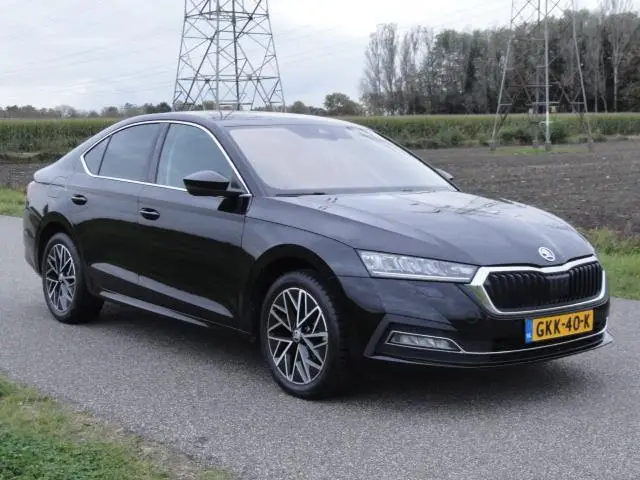 Photo 1 : Skoda Octavia 2020 Petrol