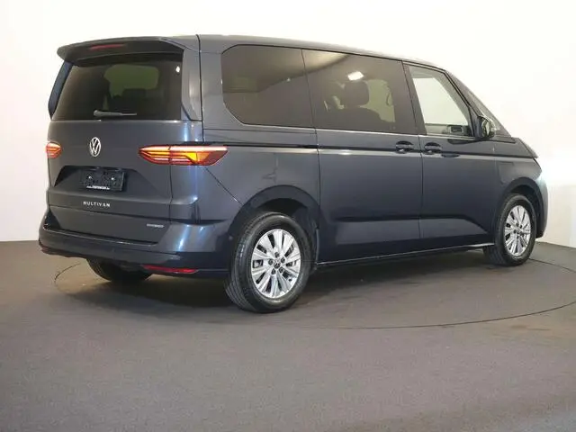 Photo 1 : Volkswagen Multivan 2022 Not specified