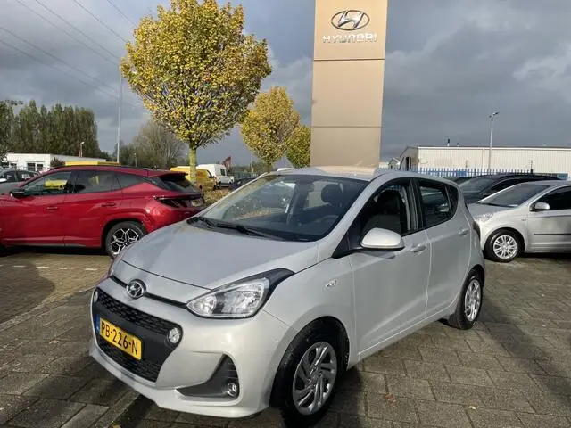 Photo 1 : Hyundai I10 2017 Essence