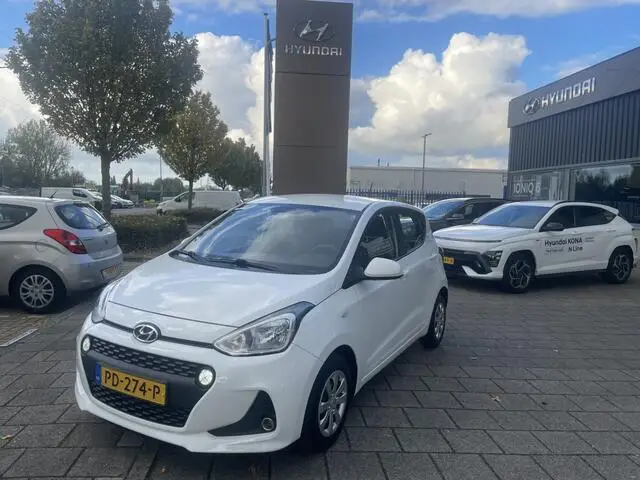 Photo 1 : Hyundai I10 2017 Petrol