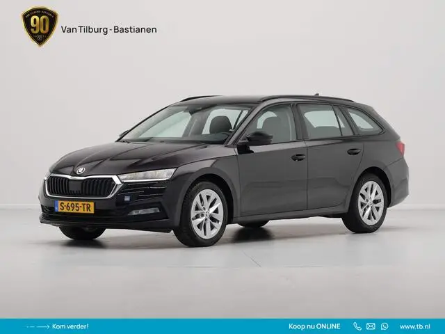 Photo 1 : Skoda Octavia 2023 Petrol