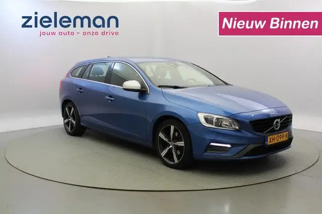 Photo 1 : Volvo V60 2019 Diesel