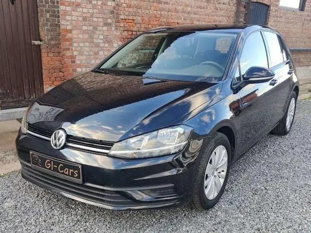 Photo 1 : Volkswagen Golf 2017 Petrol