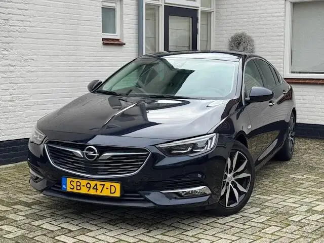 Photo 1 : Opel Insignia 2018 Diesel