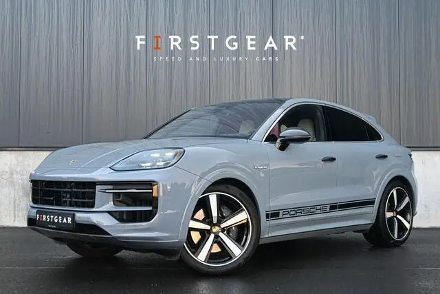 Photo 1 : Porsche Cayenne 2024 Hybrid