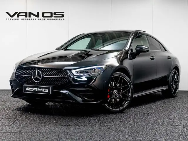 Photo 1 : Mercedes-benz Classe Cla 2023 Hybrid