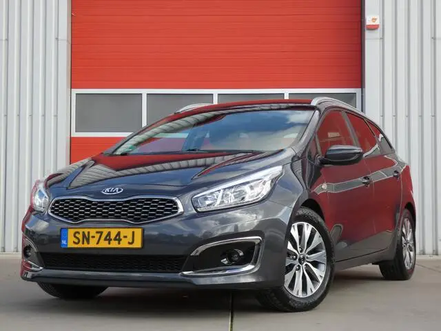 Photo 1 : Kia Ceed 2018 Petrol