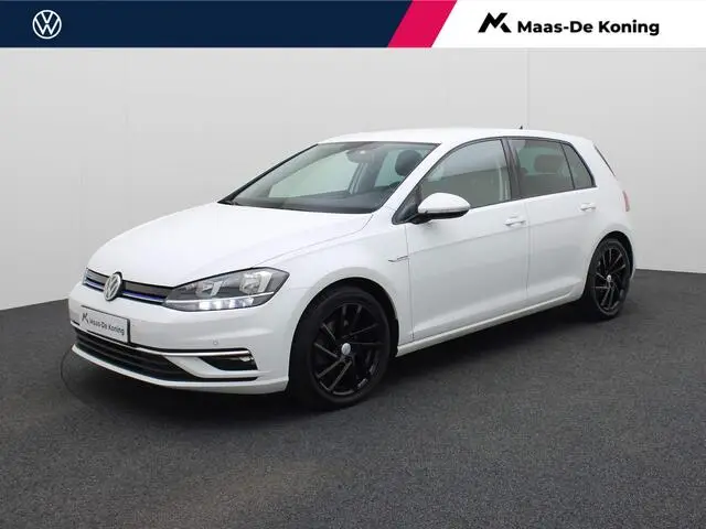 Photo 1 : Volkswagen Golf 2019 Essence