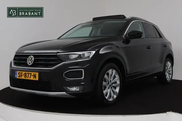 Photo 1 : Volkswagen T-roc 2018 Petrol