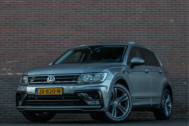 Photo 1 : Volkswagen Tiguan 2016 Essence