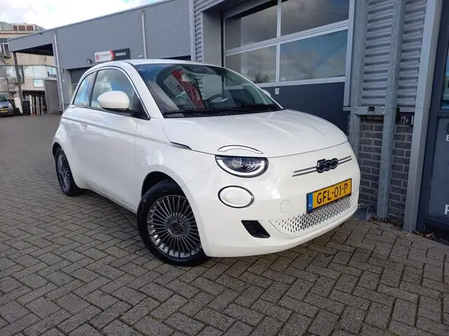 Photo 1 : Fiat 500 2021 Électrique