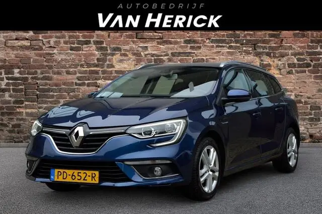 Photo 1 : Renault Megane 2017 Petrol