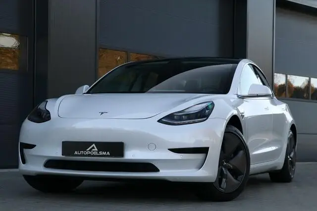 Photo 1 : Tesla Model 3 2019 Électrique