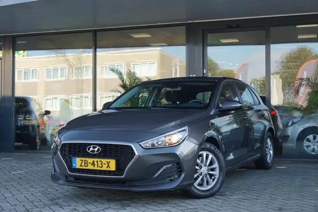 Photo 1 : Hyundai I30 2019 Petrol