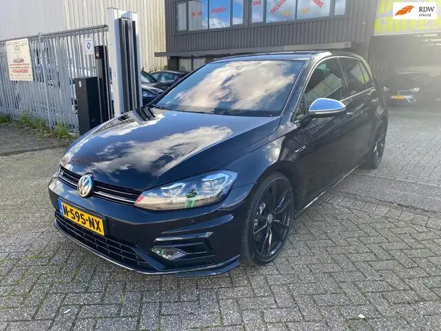 Photo 1 : Volkswagen Golf 2018 Essence