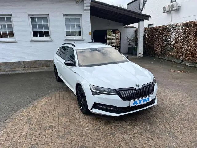 Photo 1 : Skoda Superb 2020 Non renseigné