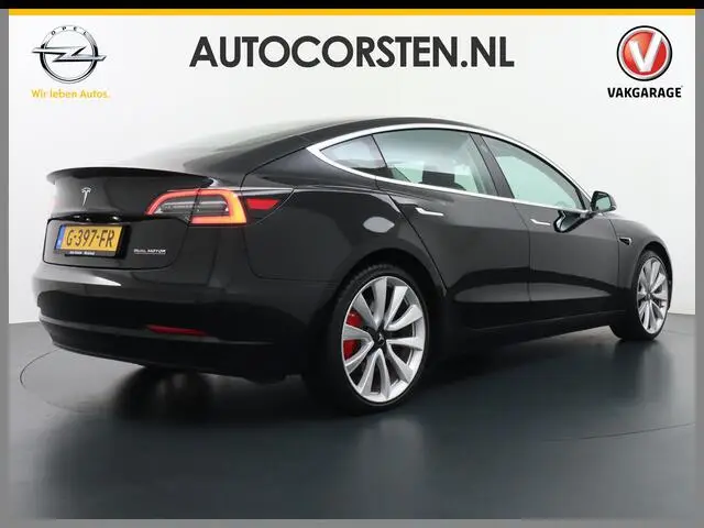 Photo 1 : Tesla Model 3 2019 Électrique