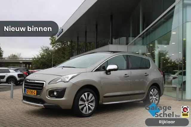 Photo 1 : Peugeot 3008 2015 Essence