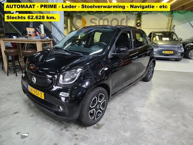 Photo 1 : Smart Forfour 2016 Petrol