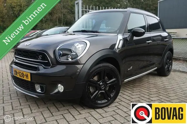 Photo 1 : Mini Countryman 2015 Essence