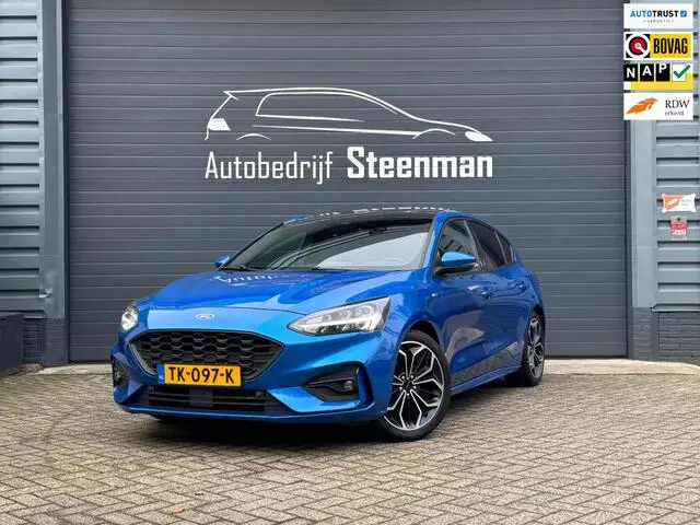 Photo 1 : Ford Focus 2018 Petrol