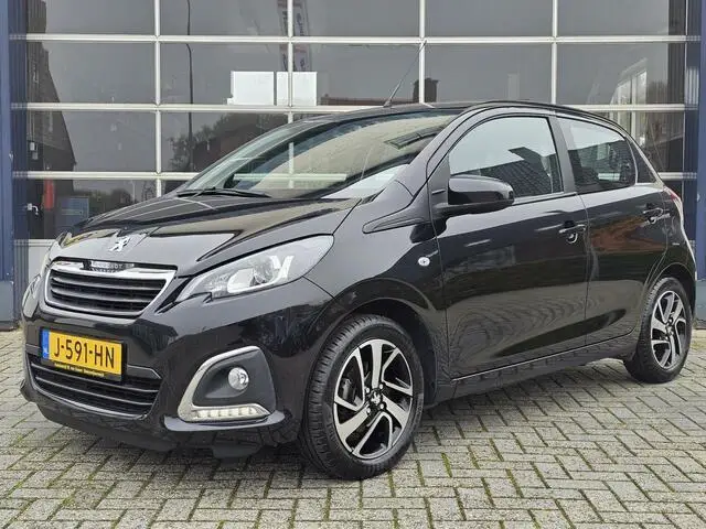 Photo 1 : Peugeot 108 2020 Essence