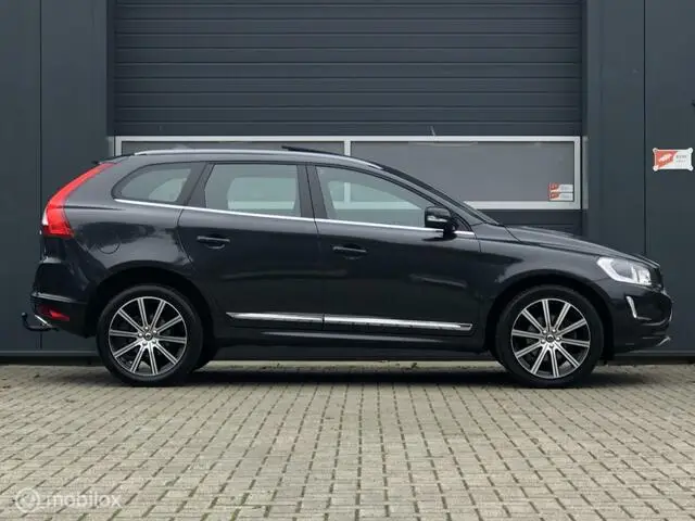 Photo 1 : Volvo Xc60 2017 Diesel