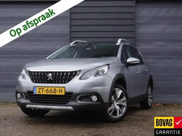 Photo 1 : Peugeot 2008 2019 Petrol